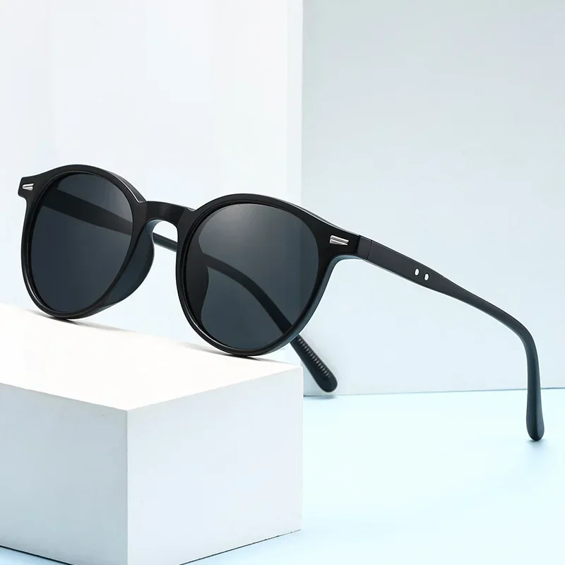 Retro Designer Small-Frame Round Myopia Sunglasses - UV400 Shades Eyewear