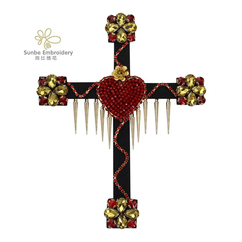 

Большие Перекрестные нашивки Ручной Работы Стразы в форме сердца аппликация с бахромой Пришивные нашивки для сумок одежда Сделай Сам Украшенные 5 штук