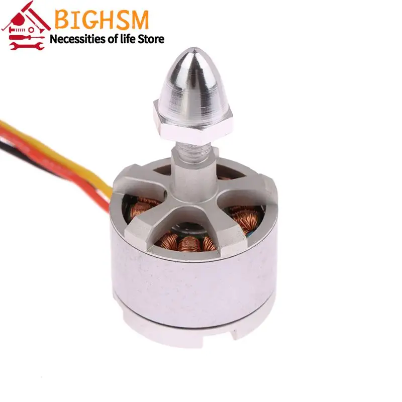 Hélice montée sur le micro moteur brushless 2212 820KV, prêt pour l'installation sur un drone.