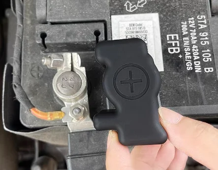 Cache Bornes De Batterie - Lot De 2, Référence OE 5Q0971813A, Compatible VW Audi