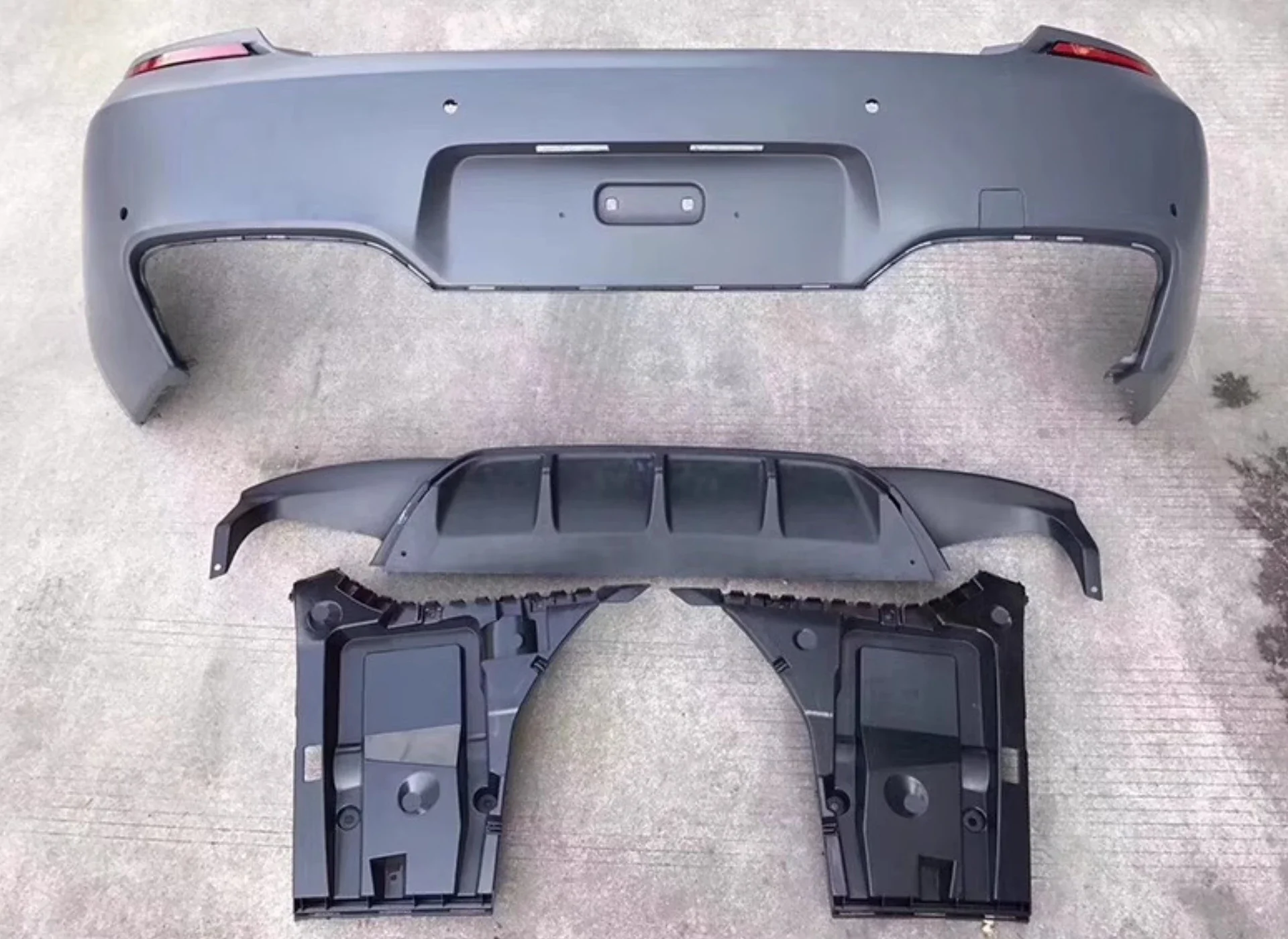 Front Rear Bumper Assembly Side Skirt Fender for BMW 6 Series F12 F13 Upgraded M6 Body Kit Car Accessories