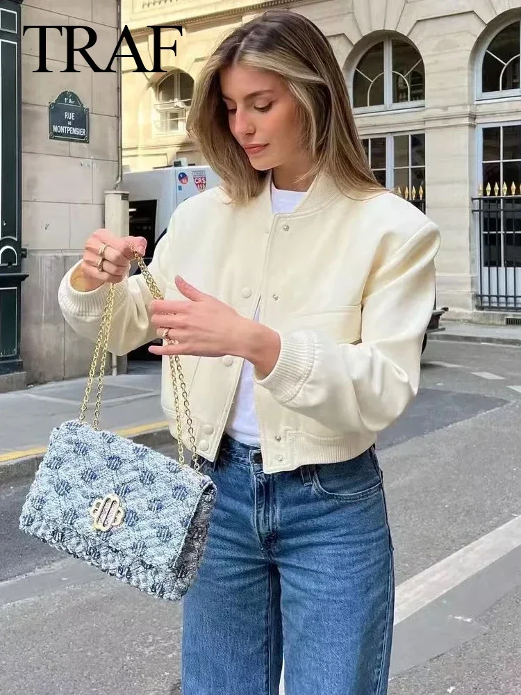 Рисунок 6 - Винтажная однотонная куртка-бомбер с длинным рукавом