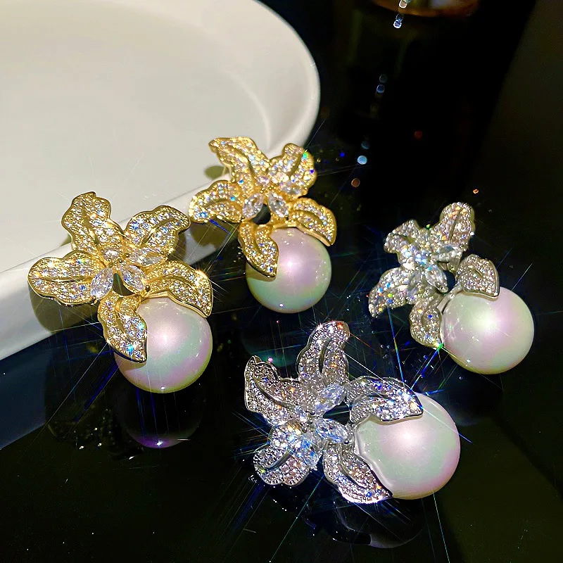 

XUYE Fashion Statement Wedding Party Pearl Flower Stud Earrings for Female Summer Sweet Elegant Lily Dangle Eardrop Jewelry