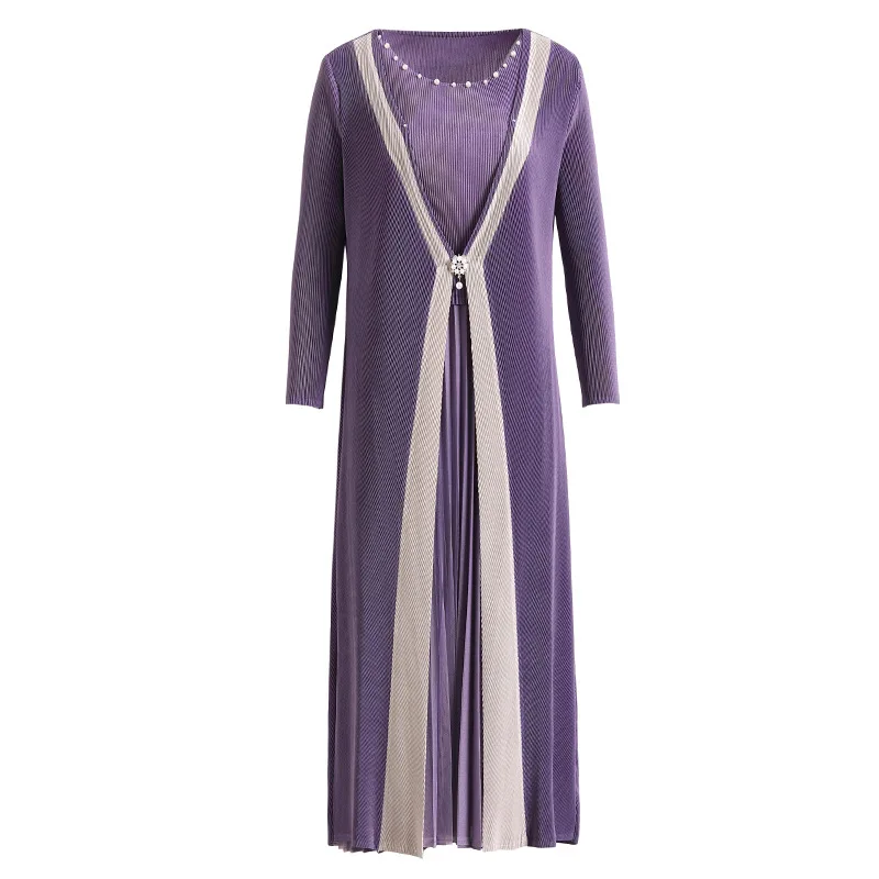 

Women's Pleated Dress 2022 New niche design stylish slim dress