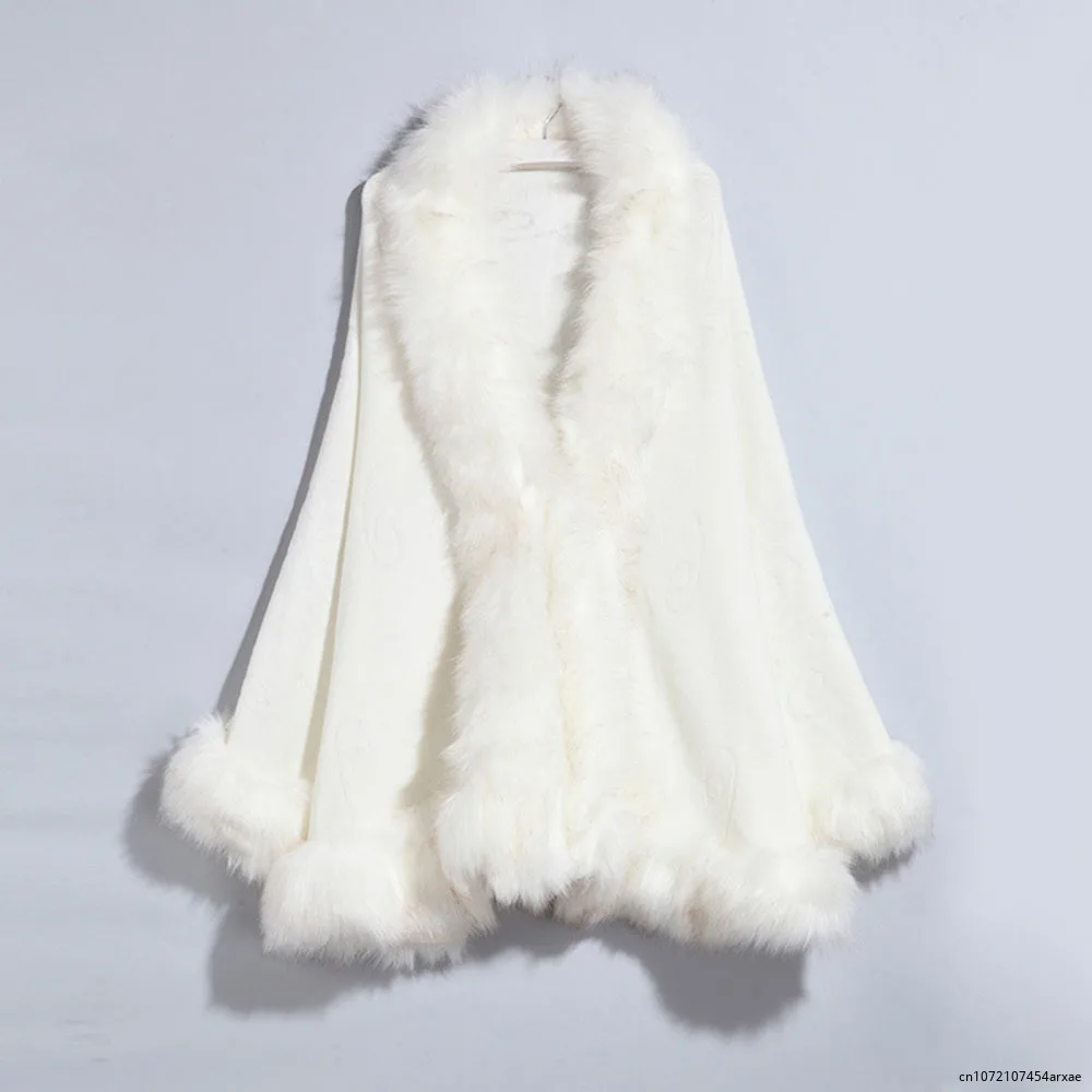 

Autumn New Faux Fur Cape Coat Women Warm Outwear Black Cloaks And Ponchos Winter Fur Coat Women Cape Oversize Crochet Poncho
