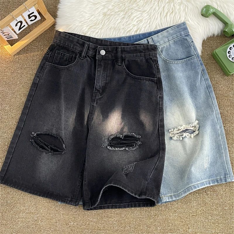 Korean Luxury Clothing Men's Summer Denim Knee Length Shorts Fashion Designer Ripped Hole Cowboy Korean Short Pants A64