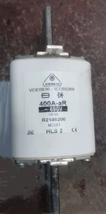 

Fuses: R2186200 400A-aR 690V M2Uf1 HLS2 / R2186400 450A 690V M2Uf1 HLS2 / HLS2 500A 690V R2186641 aR