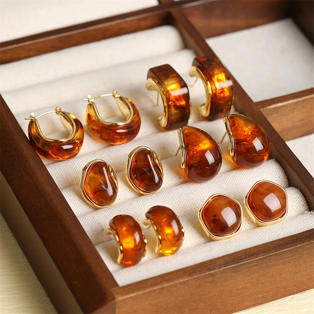 

European Trend New High Design Luxury Amber Earrings For Women Fashion French Retro Style Jewelry Girl Gift Accessories