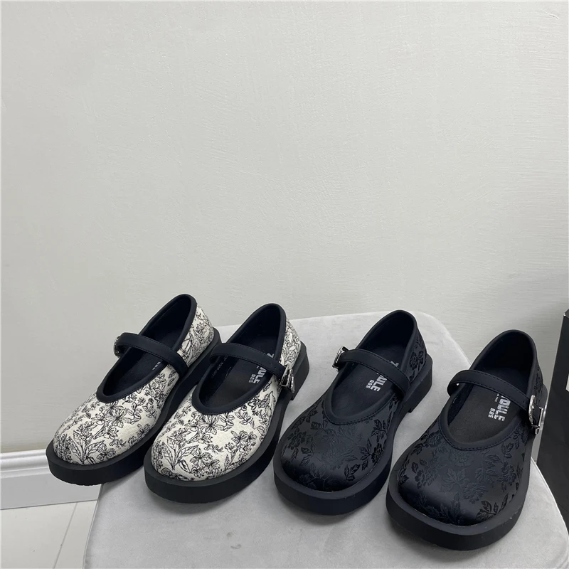 

Summer Shoes Ladies All-Match Low Heels Casual Female Sneakers Print Dress Flats Women 2024 Retro New Leisure Rome Mary Janes Sp