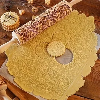 Snowflake Embossed Rolling Pin 1