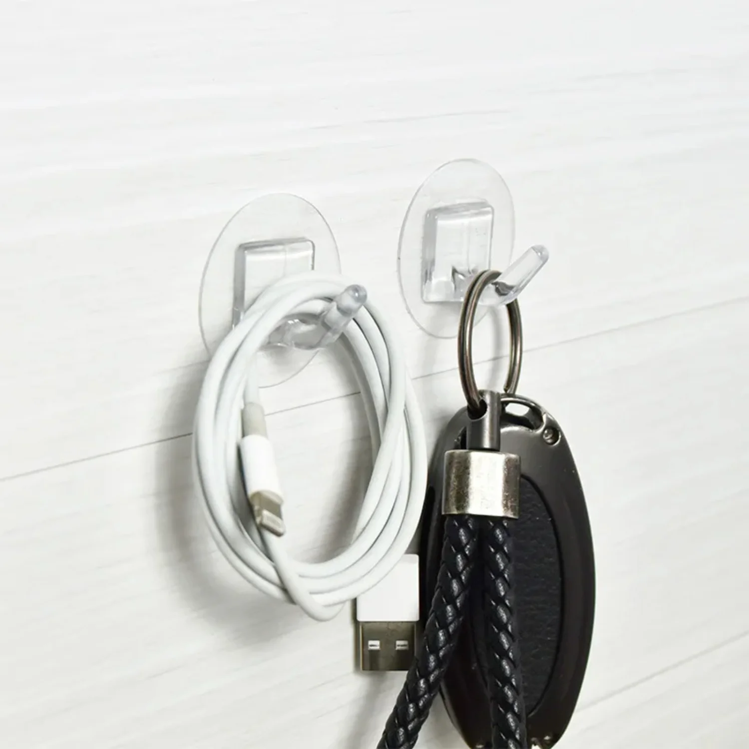 Transparent Plastic Wall Hanging , Bathroom And Office Traceless Scratch-free Waterproof Adhesive