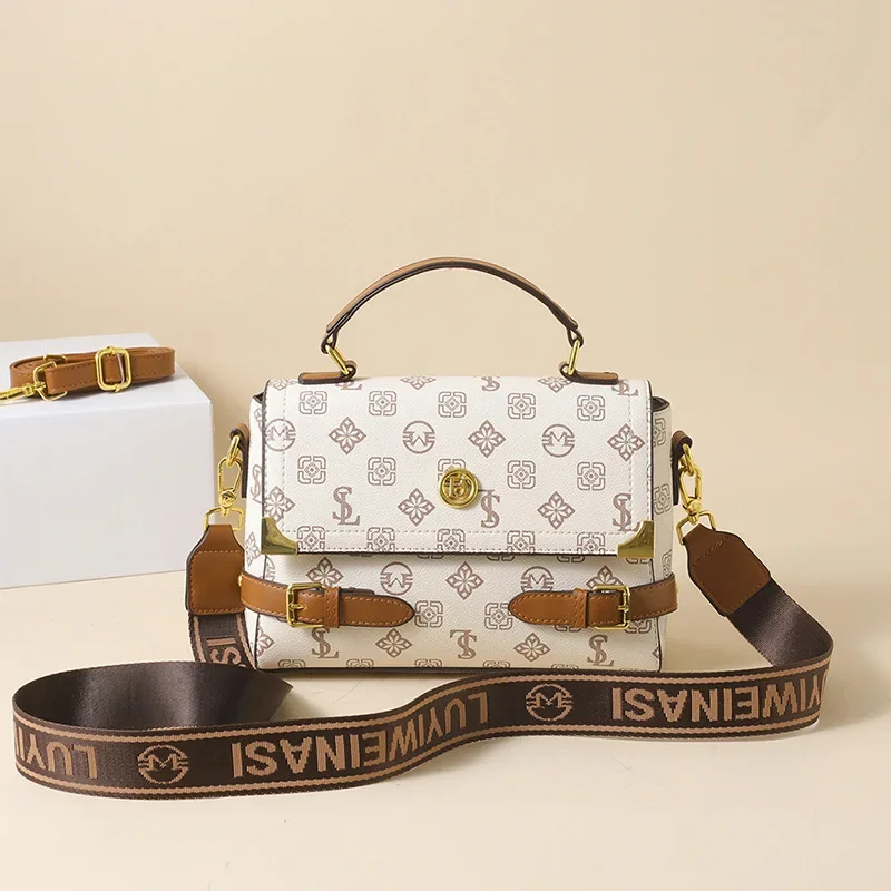 Рисунок 6 - Маленькие сумки на плечо для женщин