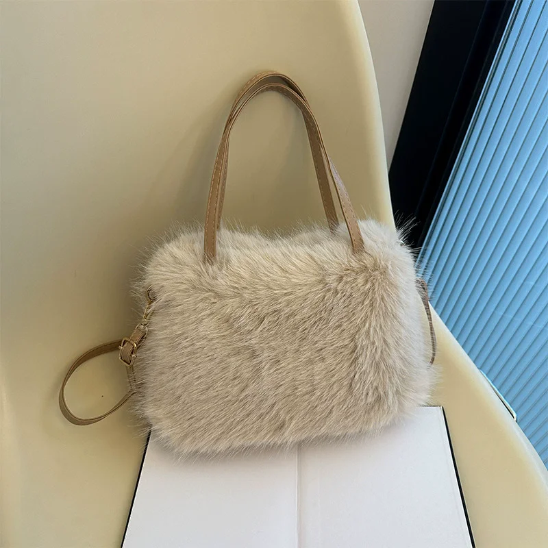 Premium Solid Color Plush Handbag Simple Texture Fashion Versatile Shoulder Bag For Women Small Square Bag Autumn Winter