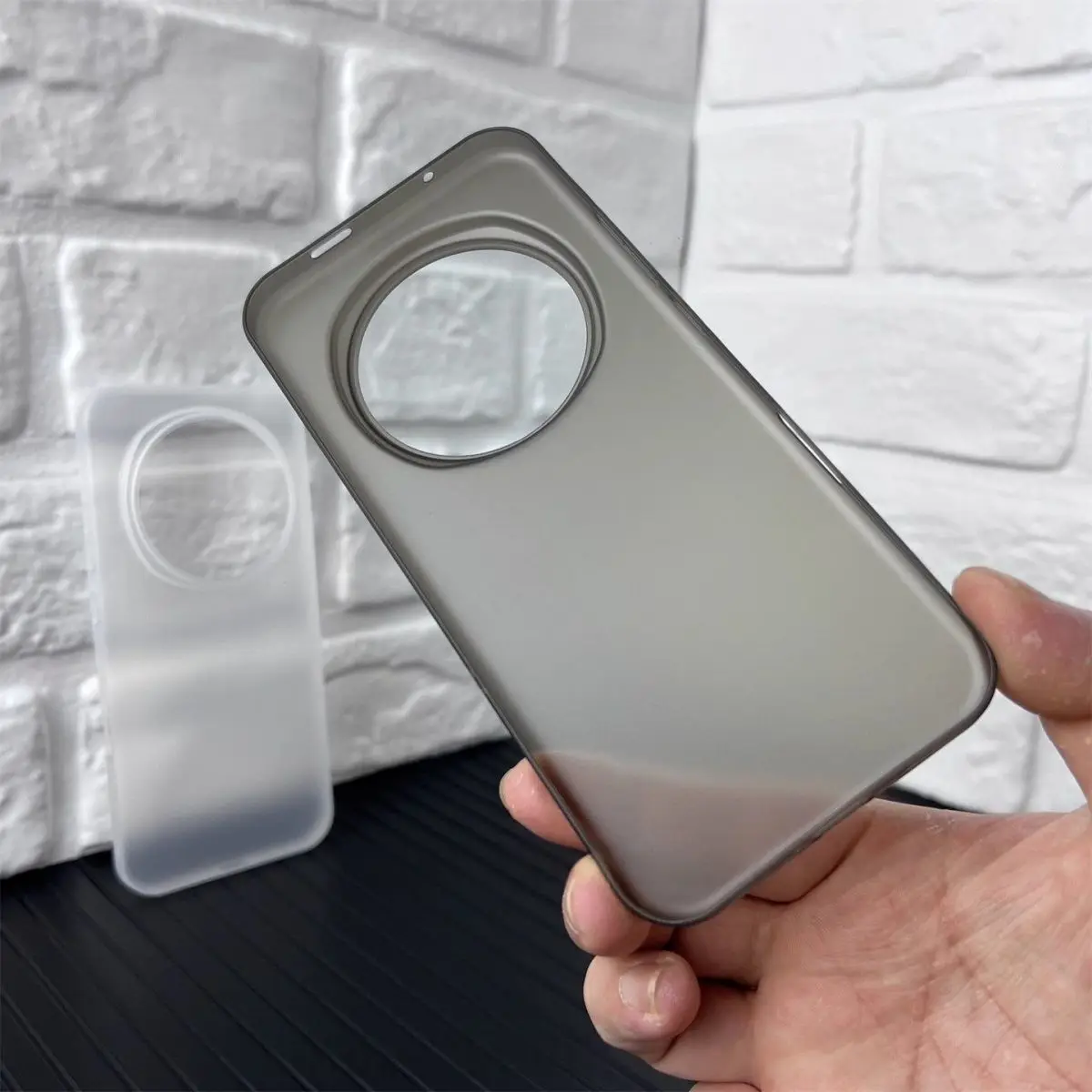 Sleek Matte Transparent Slim Phone Case – Lightweight & Stylish Back Cover