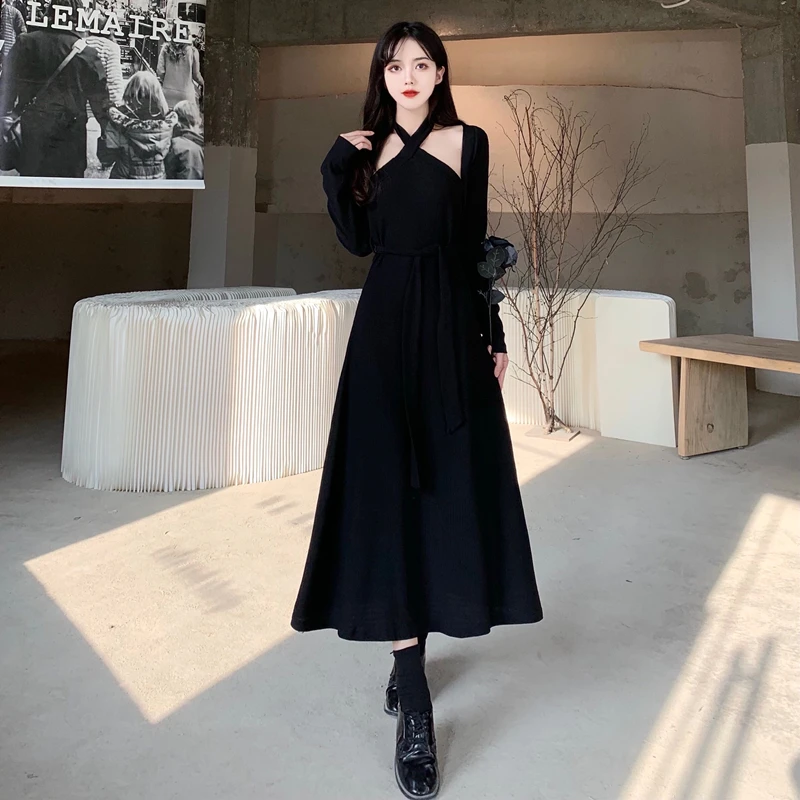 Vintage Two Piece Knitted Ready-to-wear Dresses Women 2022 Fashion New Maxi Cropped Cardigan+Halter Black Dress Female
