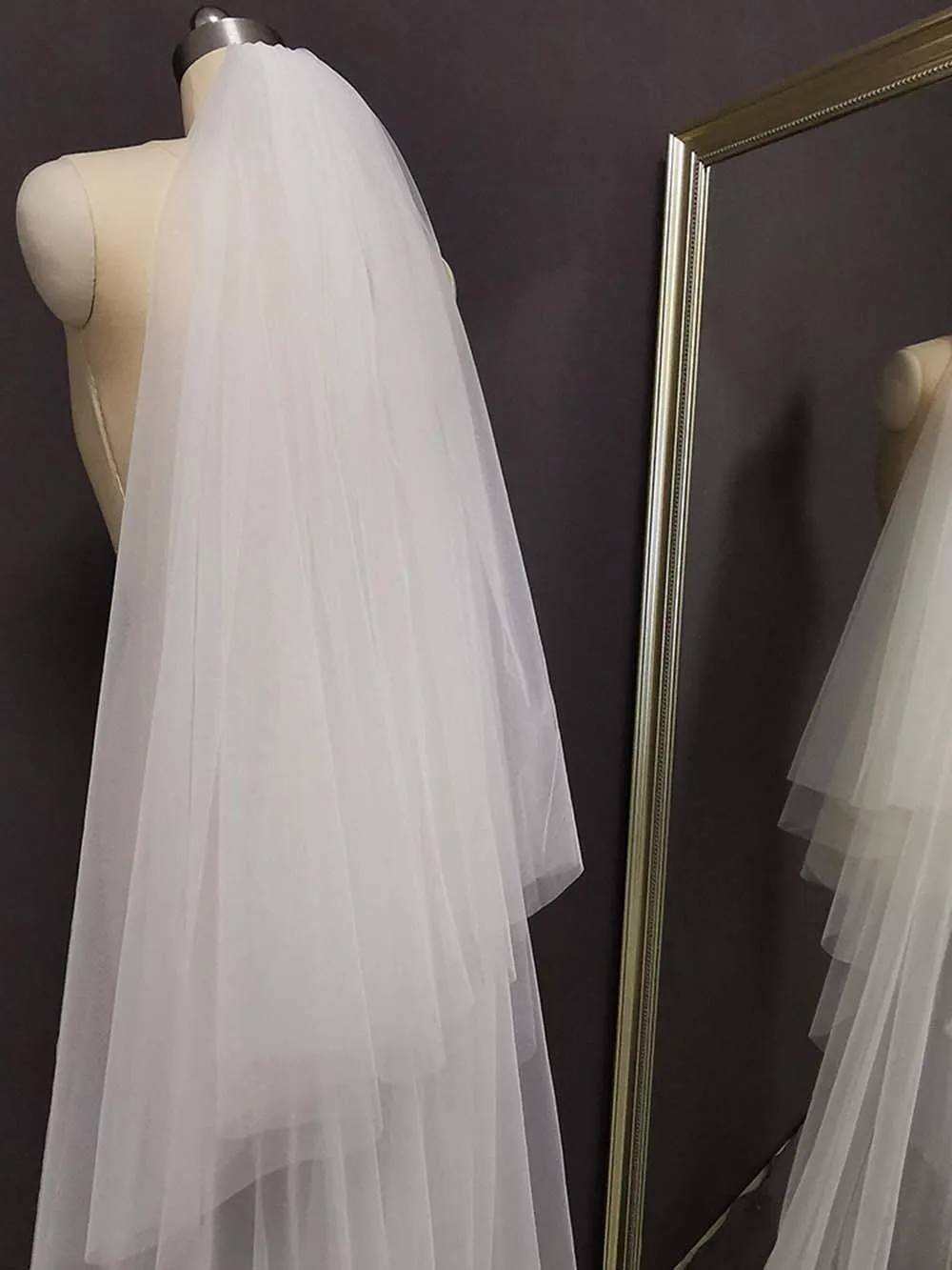 Рисунок 6 - Фата свадебная с кружевной аппликацией