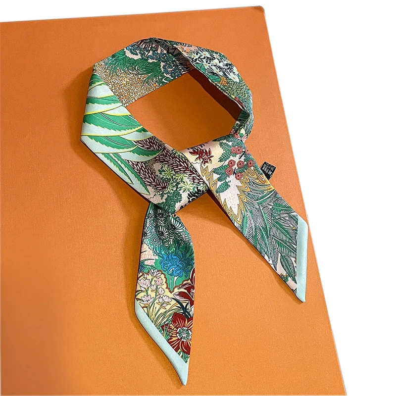 

2024 Top Quality Euro Jungle Zebra Hair Band Tie Scarf Women Spring Summer Scarf Twill Imitation Silk Neckerchief Bag Decoration