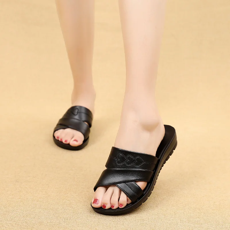 Summer mothers red slippers leather soft bottom women slippers slope with casual comfortable fashion ladies slippers