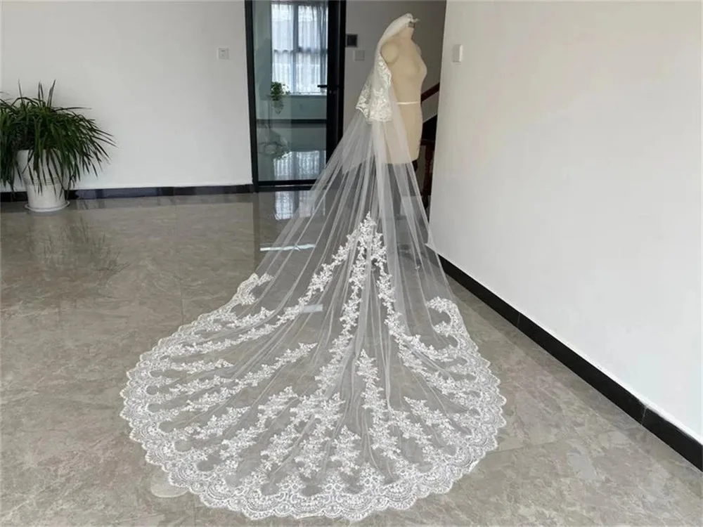 Bridal Veil 3M 4M 5M 2 Layers Wedding Veils Cover Face Lace Appliqued With Comb for Bride Cathedral Wedding Accessories