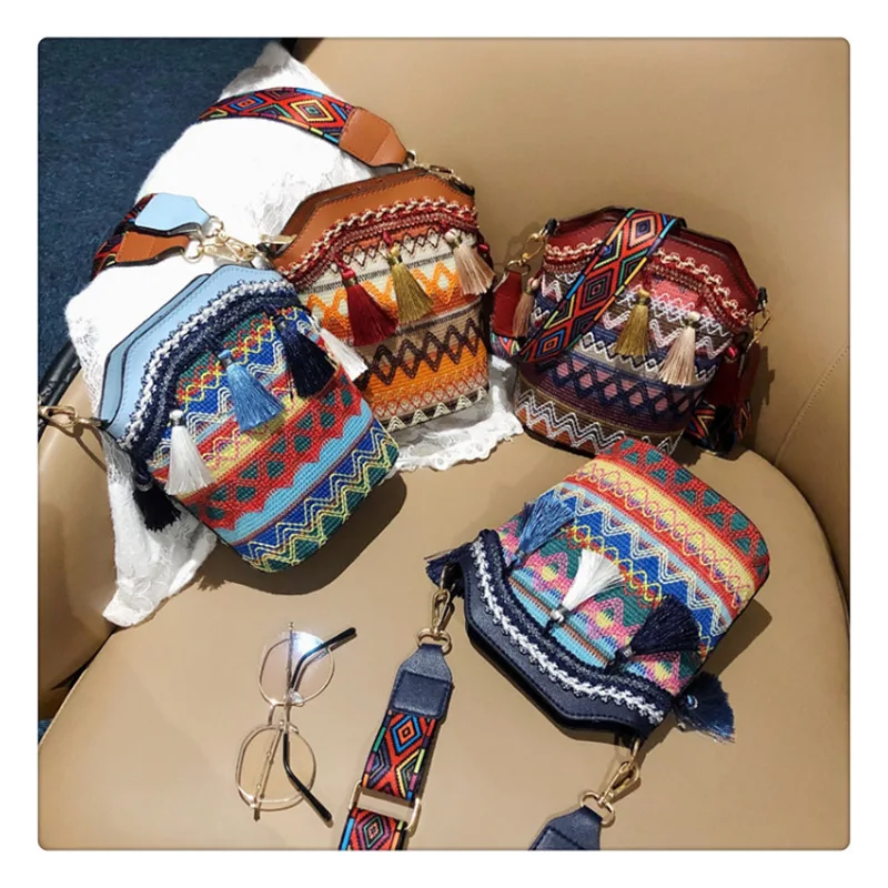 Borsa da donna Boho borsa a secchiello a tracolla intrecciata a mano etnica con nappe Vintage borsa a tracolla a tracolla Hippie borsa da donna borsa a mano - immagine 2