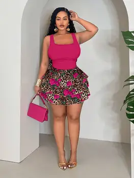 Plus Size Women Two Piece Set: Solid Pink Cropped Tank Top And Leopard Floral Ruffled Shorts Casual Summer Outfit