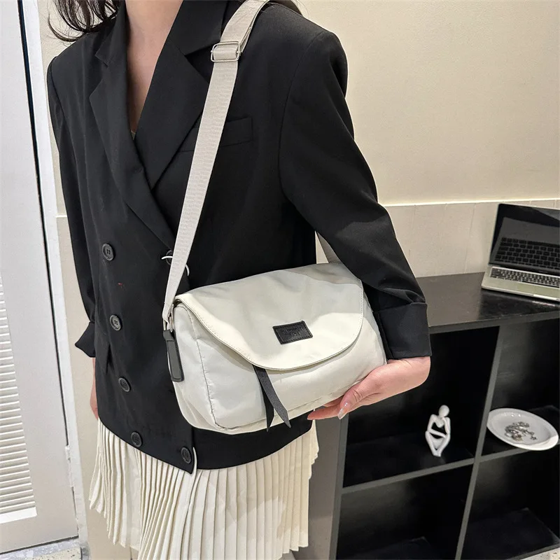 Streetwear Solid Color Minimalist Crossbody Bag For Women Fashion New Tide Commute Bags Female Korean Version Daily Shoulder Bag