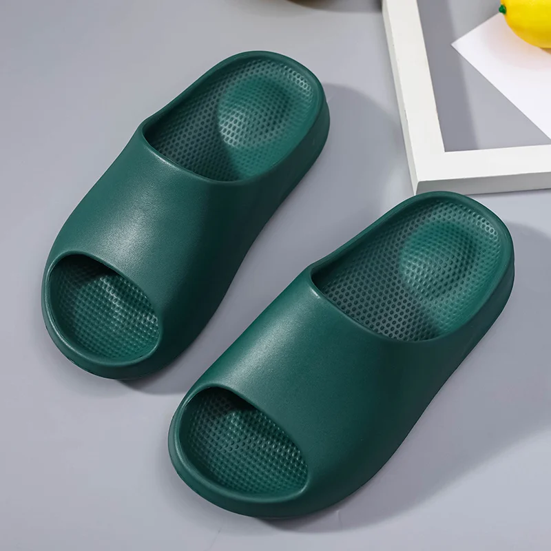 Slippers for Women and Men Non-Slip With Thick Sole Soft Foam Sliders Super Soft Non-Slip Slipper for Indoor Outdoor_voghion.com