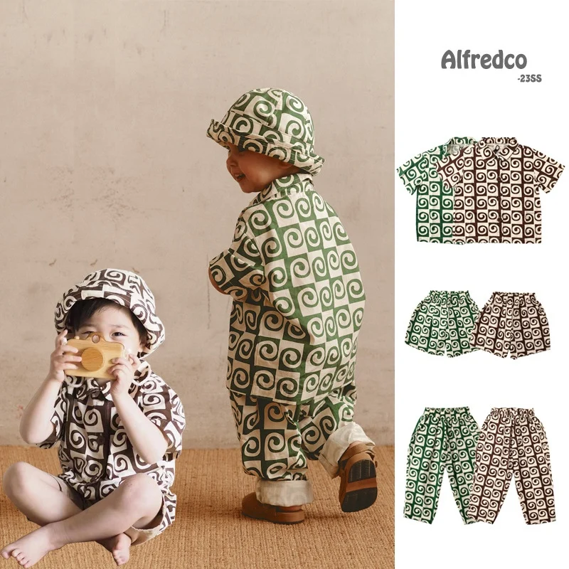 Детская рубашка-поло с коротким рукавом и шорты