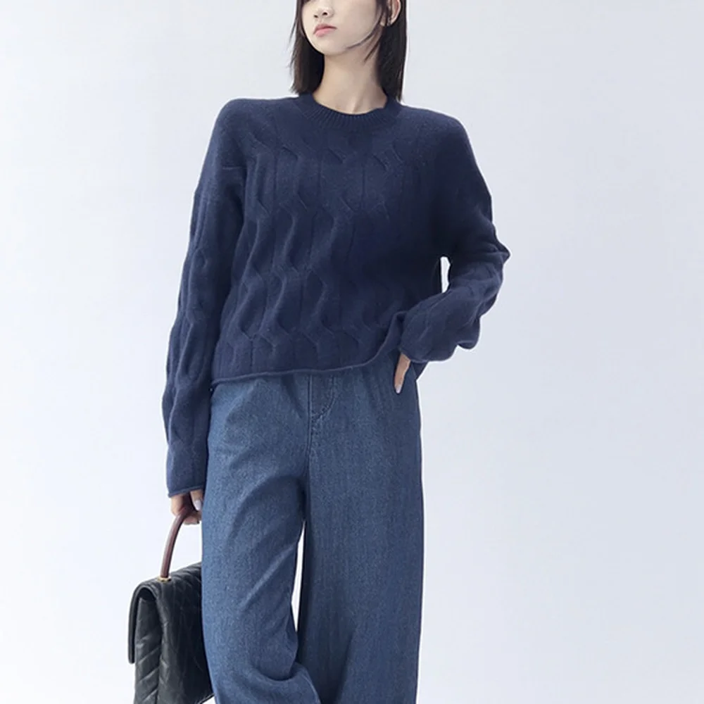 

Autumn and Winter New Loose Cashmere Cable Texture Long-sleeved Bottoming Top Pullover Solid Color Simple Sweater