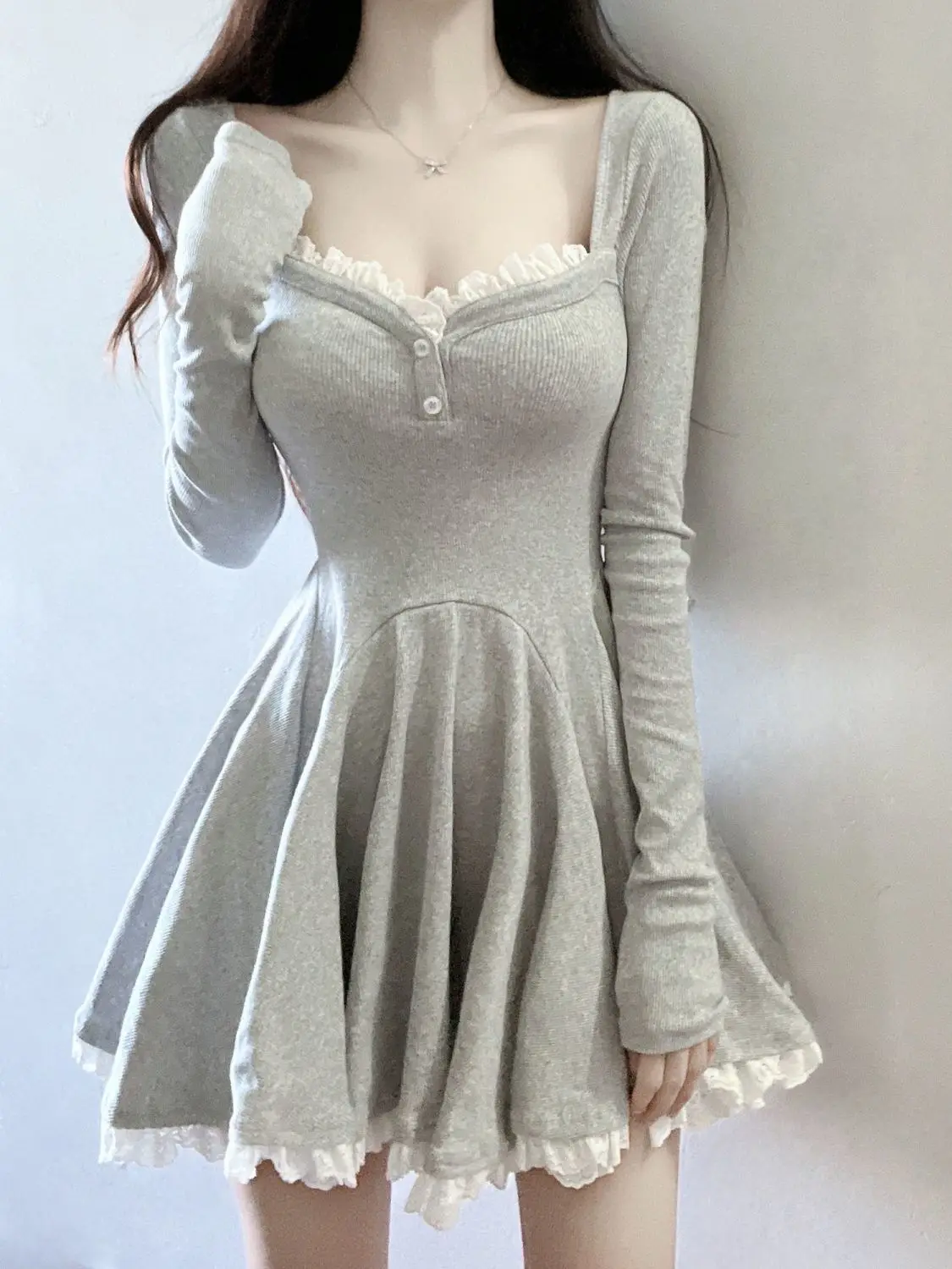 

Age Reducing Gray Dress for Women New Long Sleeved Slim Fit Waist Style Pure Desire Spicy Girl Pleated A-line Short Skirt