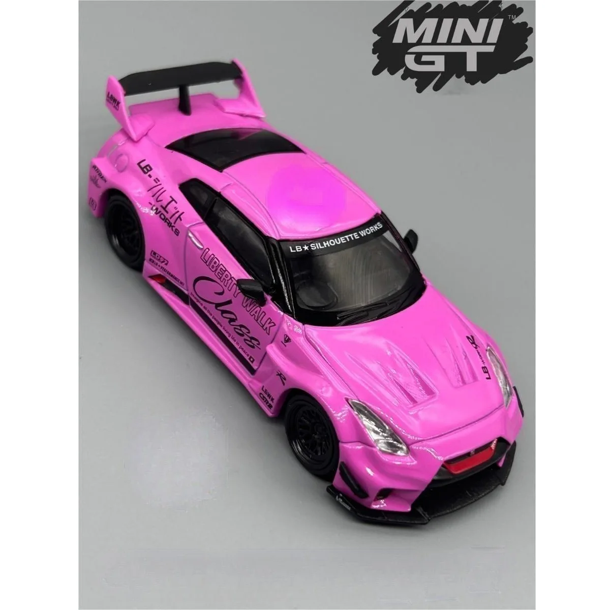 TSM Mini Gt 1/64 #281 Nissan 35GT-RR Ver 1 LB Die-cast Alloy