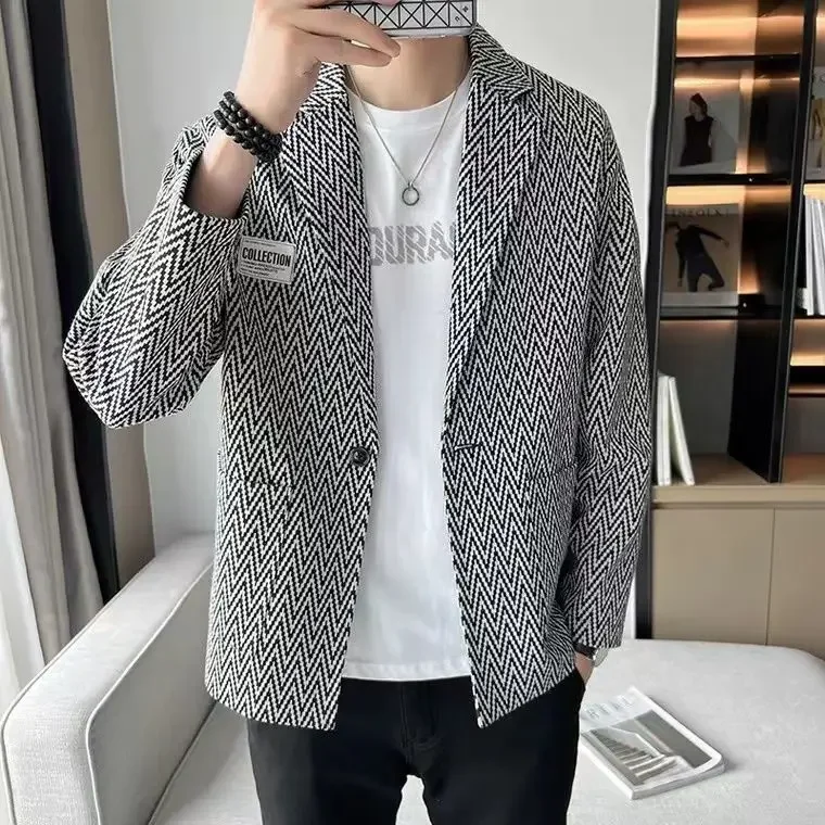 thumbnail image 1 of Abrigo a rayas para hombre, blazer marrón para fiesta, chaqueta de traje para hombre, original, nuevo, de verano, elegante, estilo coreano, ropa prémium para primavera, 1 of 5