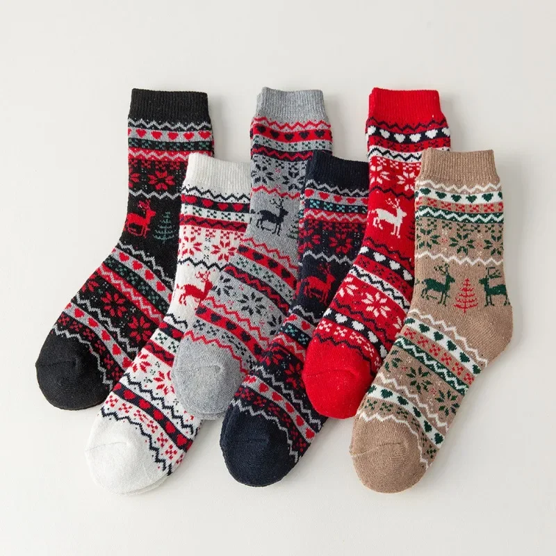 

Winter New Christmas Moose Wavy Thick Warm Mid-tube Socks Personality Fashion Cartoon Socks Thick Line Women's Socks