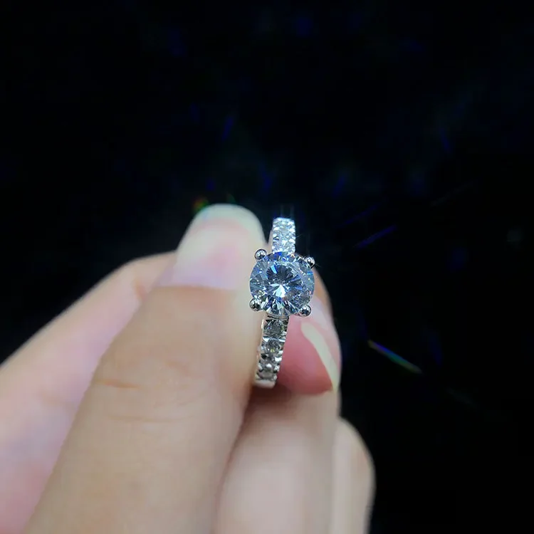 솔리드 플래티넘 PT950 화이트 골드 14Kmoissanite 다이아몬드 반지, 1 캐럿 웨딩 프로포즈 다이아몬드 반지, 발톱 4 개, 간단한 마이크로 세팅