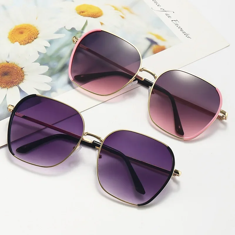 

New Metal Box Sunglasses Personality Travel Wear Sunglasses Driving Fishing Sunglasses.