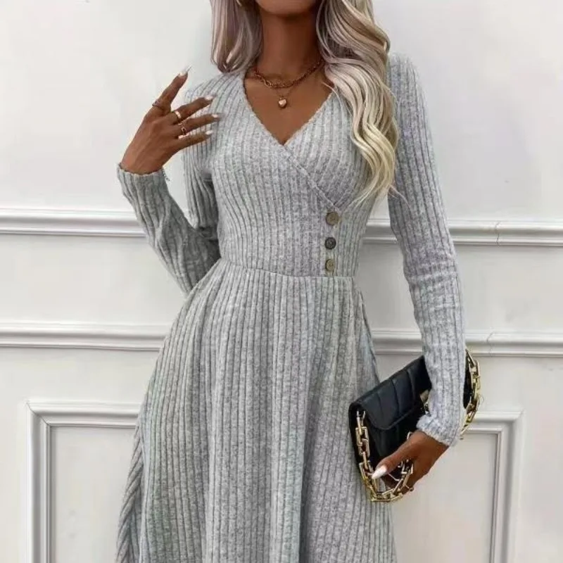 

2024 Slim Fit Elegant Autumn Winter Fashion Temperament Pure Color V-neck Stitching Dress Sweater