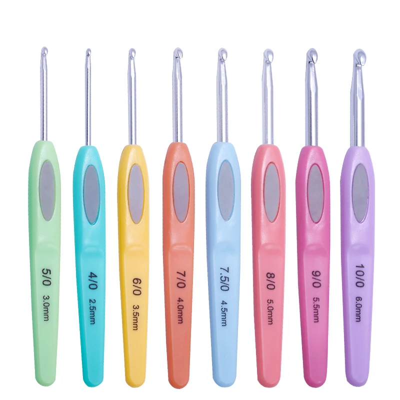 8Pcs/Set 2mm-6mm Crochet Hooks Colorful Soft Plastic Handle Knitting Needles Set Sweater Hand-Knit DIY Sewing Accessories