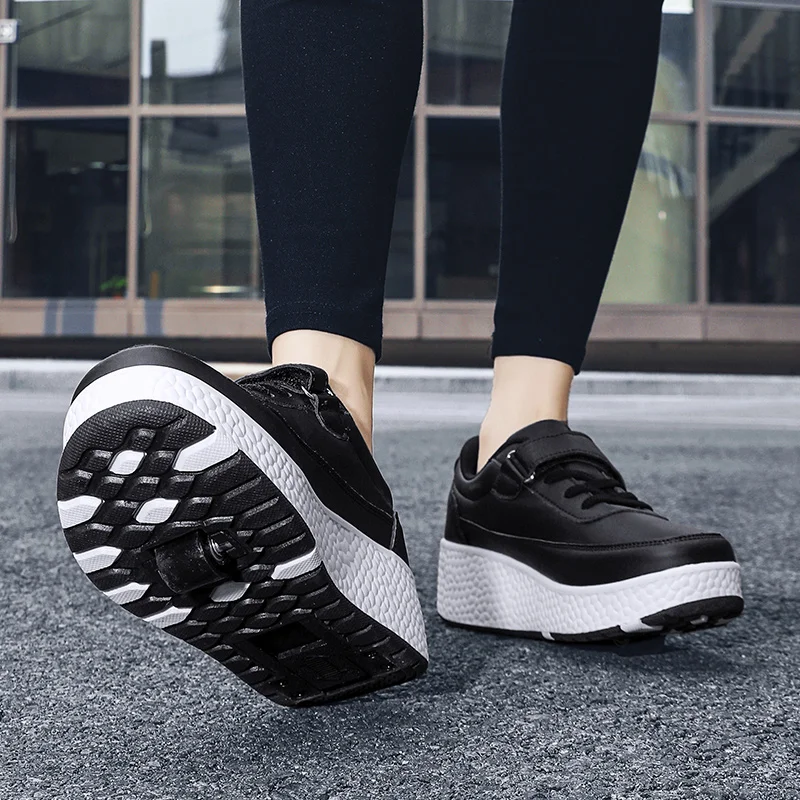 High-Quality Fashion Flashing Roller Skate Shoes