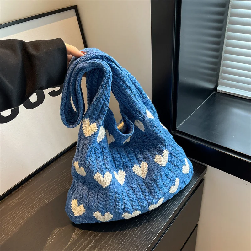 Knitted Love Tote Bag Premium Feeling Exquisite Handbag Wool Simple Fashion Shoulder Women Shopping Bag