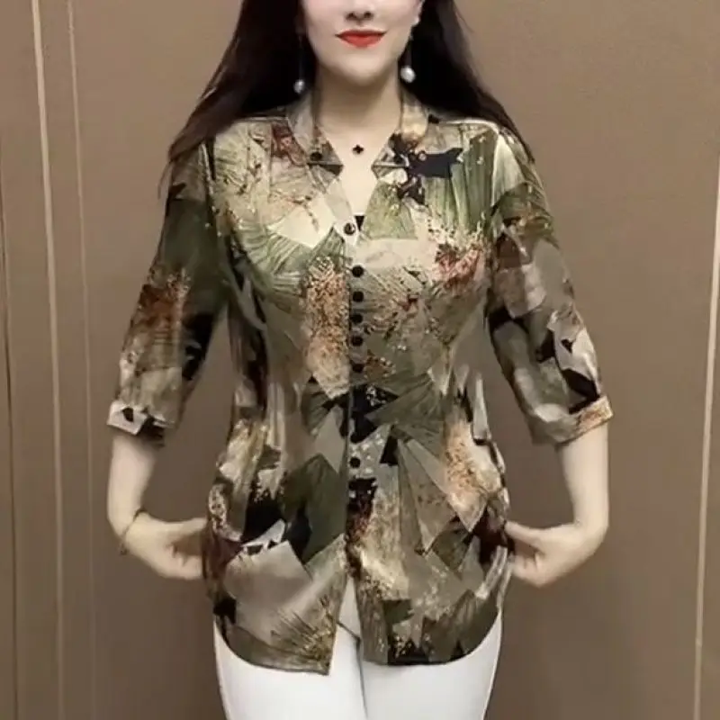 2024 Summer New Printed V-Neck Button Casual Loose Fashion Fashion Versatile Commuter Women's Half Sleeve Chiffon Shirt Tops