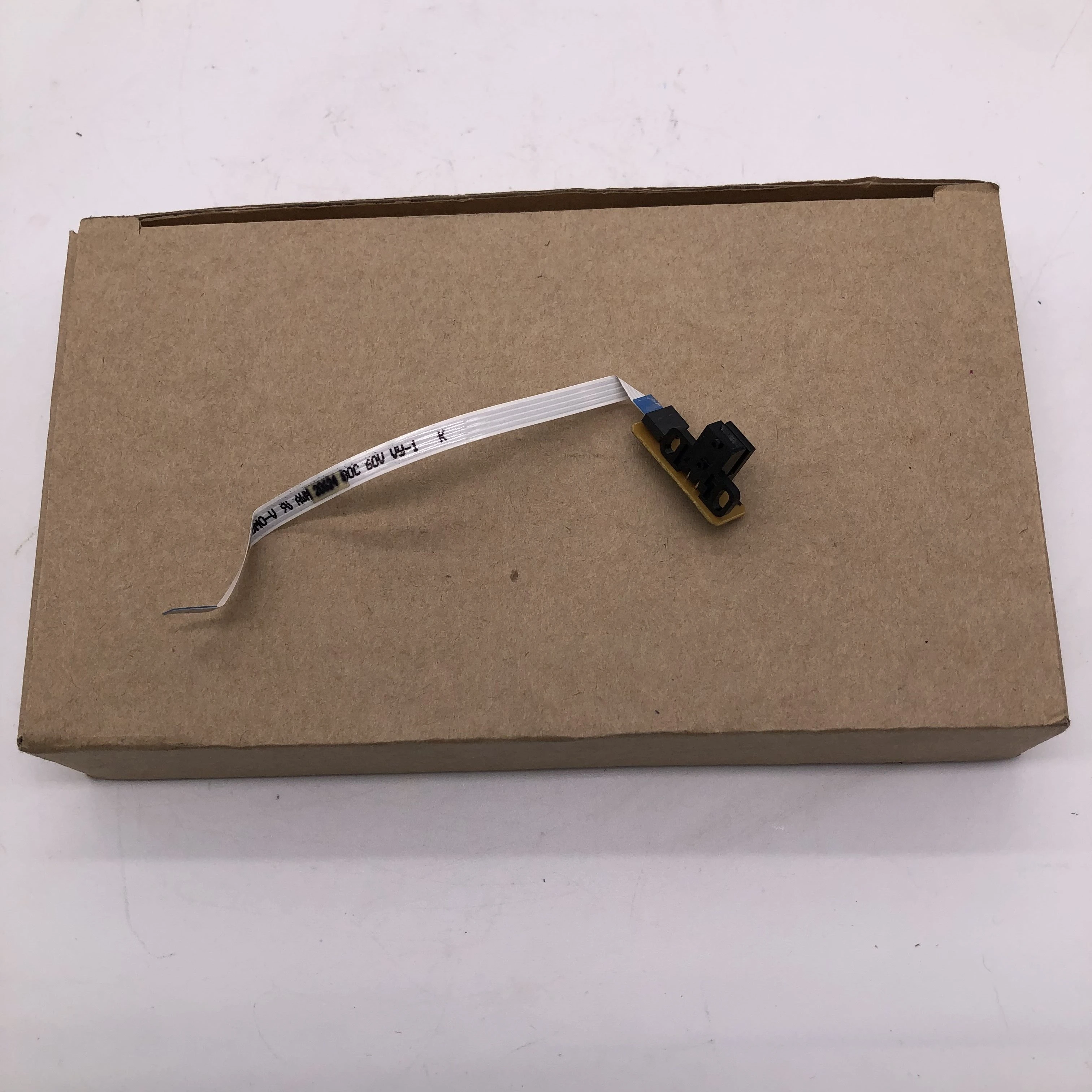 

Декодер с кабелем подходит для Epson XP510 XP800 XP610 XP600 XP950 XP701 XP601 XP850 906 XP810 XP700 EP-905A XP605 XP750 806AW
