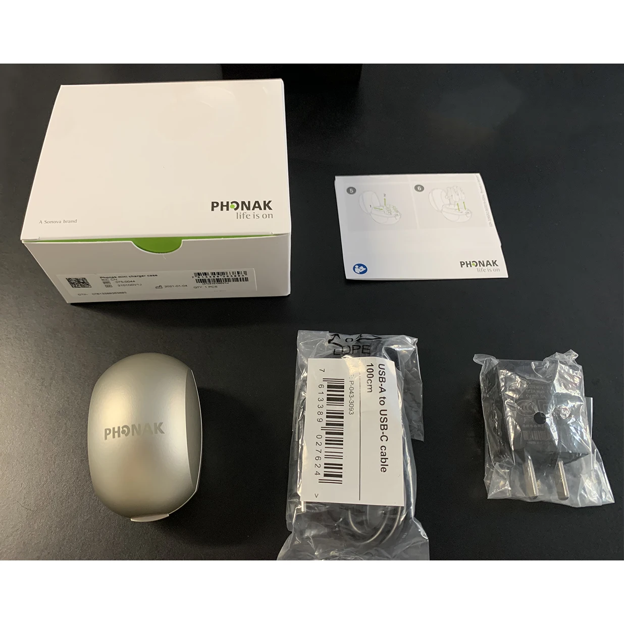 Phonak mini Charger Case for Phonak Rechargeable RIC Hearing Aids Phonak mini Charger 2