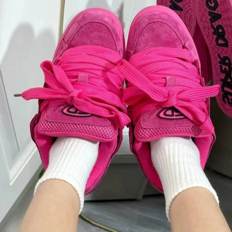 2024 New Dragon Fruit Color Letter Sole Bread Shoes Women's Niche Retro Casual Shoes American Heightening Sports Shoes Popular 3