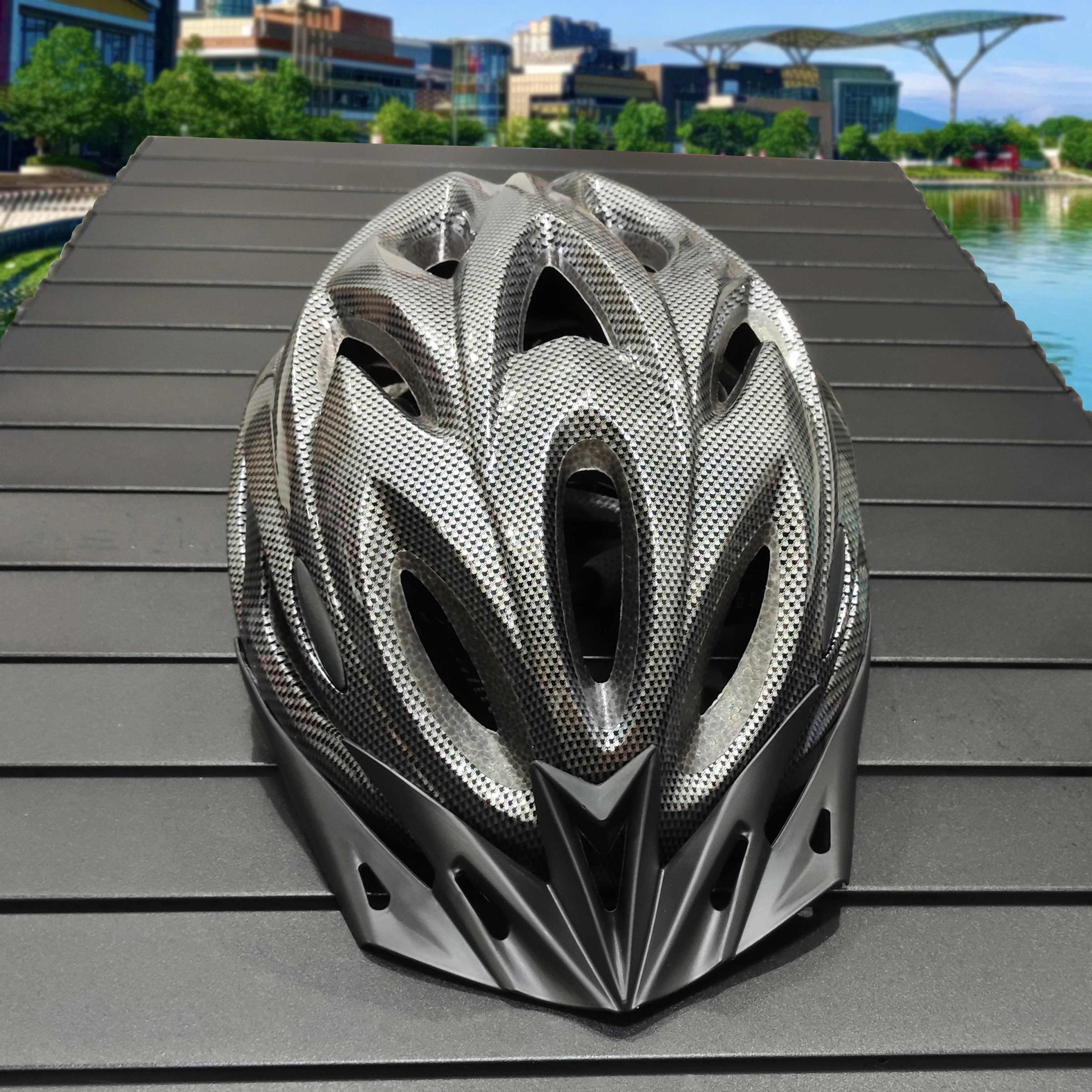 Lightweight Cycling Helmet 4
