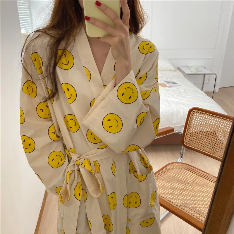 

Женская улыбающаяся Пижама, Женский весенне-летний милый халат из 100% хлопка, длинное кимоно в Инстаграме, домашний банный халат, ночное платье