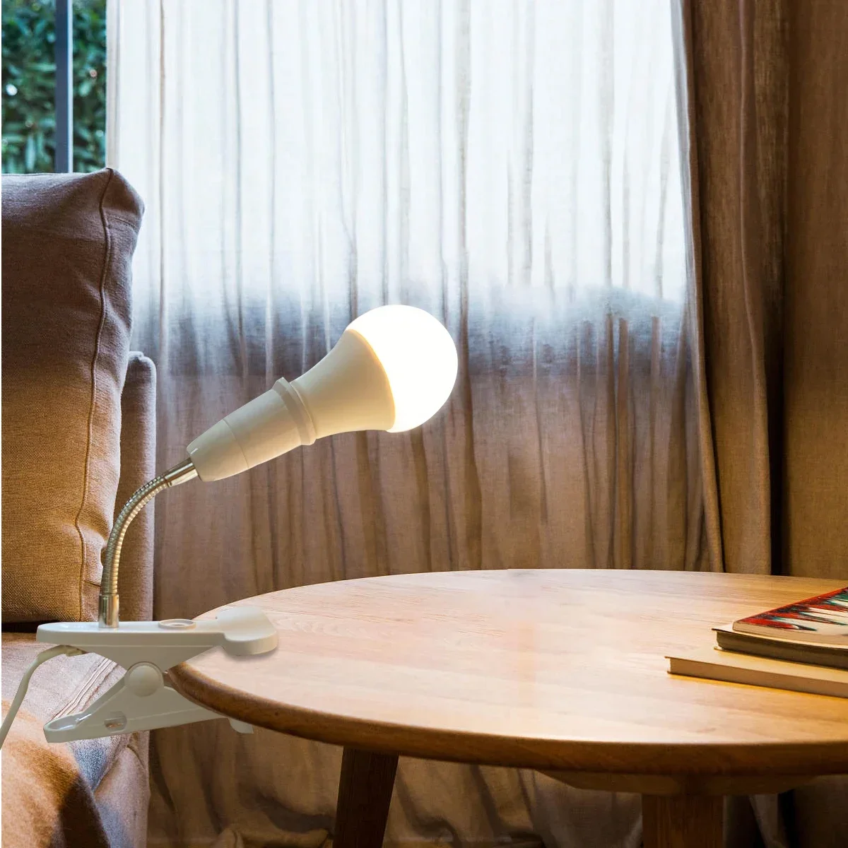 Description Picture 4 of itemNew Energy Saving LED Table Lamp Base Adapter with Switch for EU and UK Plug, E27 Socket Bulb Holder - Efficient and Eco-Friendl