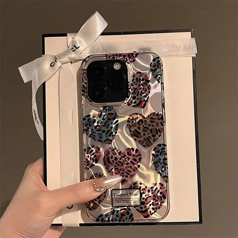 Heart Leopard Chain Phone Case - Stylish and Protective Cover