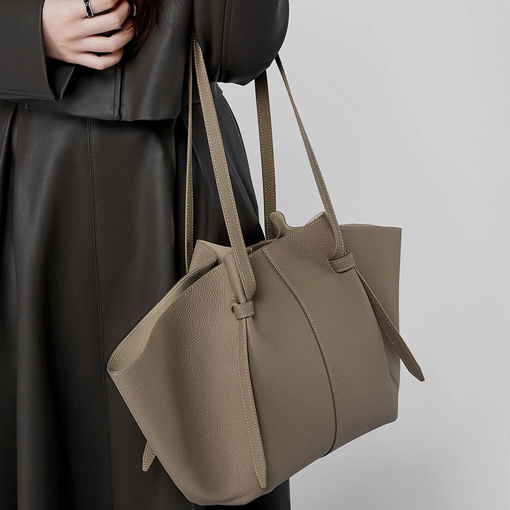 Leather Handbag Head layer cowhide large capacity tote bag genuine leather women's bag fashionable bat versatile commuting handbag
