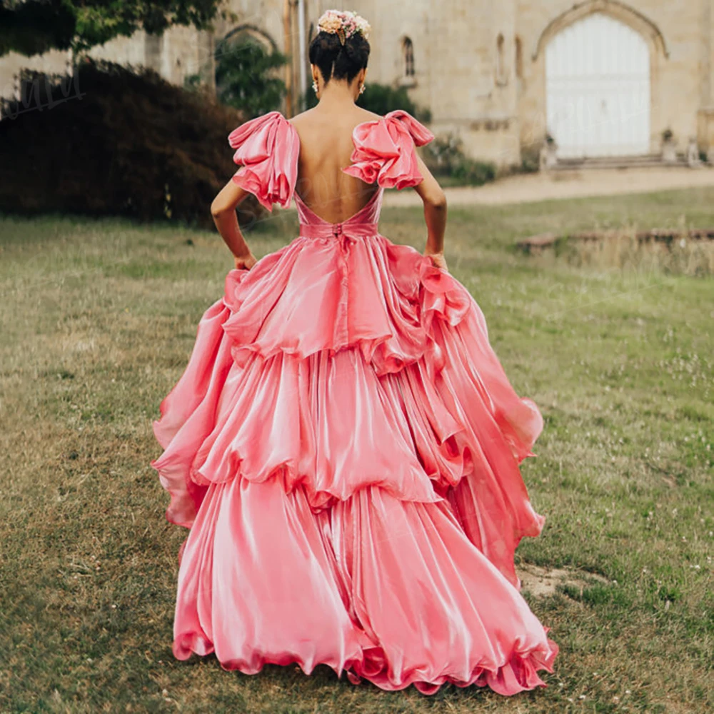 

Princess Shimmer Organza Princess Puffy Wedding Dress Custom Made Large Bow Tiered Ruffles Backless Photography Bridal Gown