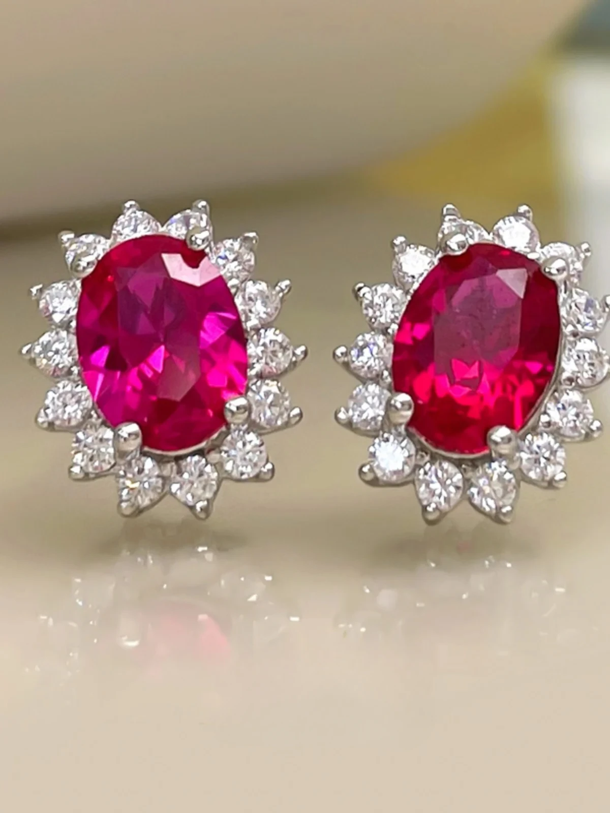 Small, Exquisite, High-end and Charming Pigeon, Blood Red Baodai Princess 925 Sterling Silver Engagement Jewelry Lady